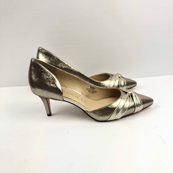 Sole Society Women's WMNS Gold Heels New With Box - Picture 2 of 6